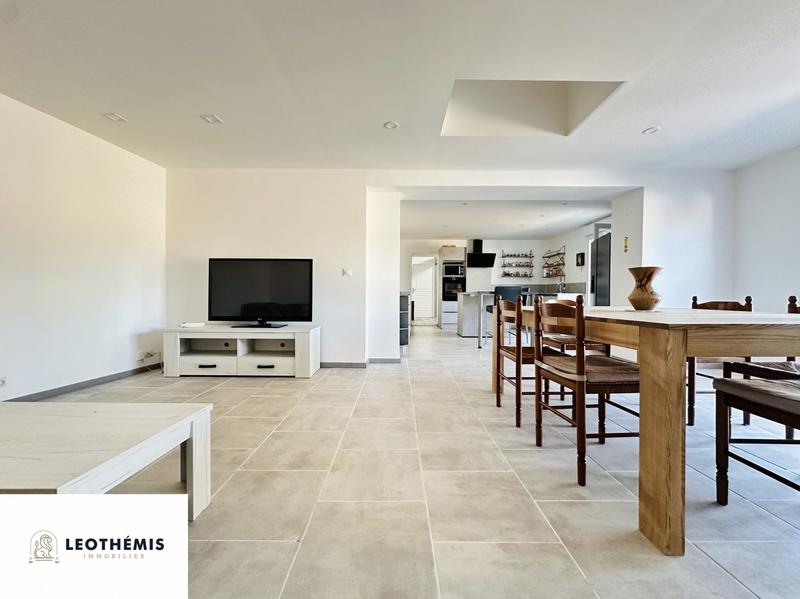 Maison - 127 m² - 5 pièces