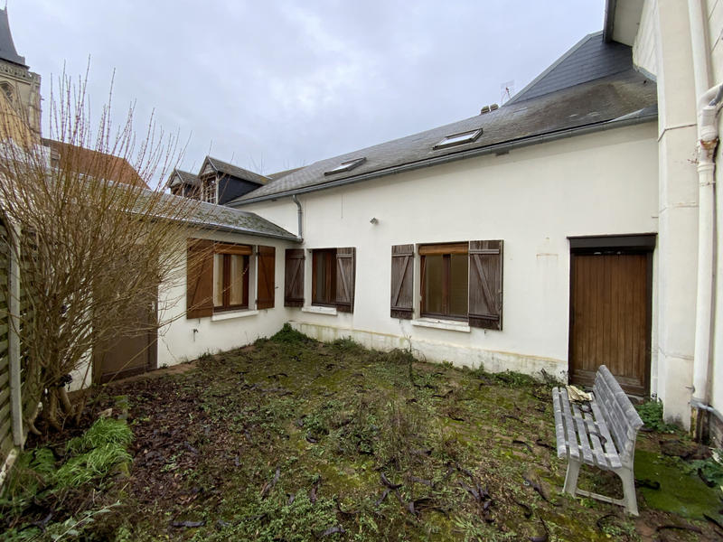 Appartement - 96 m² - 5 pièces