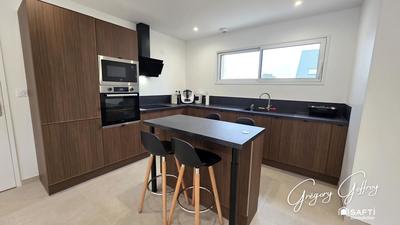 Maison - 120 m² - 4 pièces