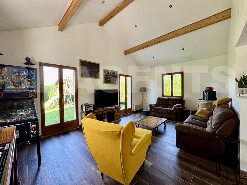 Maison - 157 m² - 7 pièces