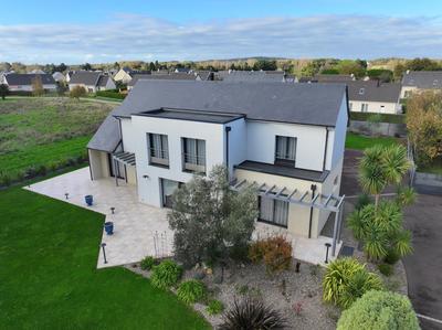 Villa - 199 m² - 7 pièces