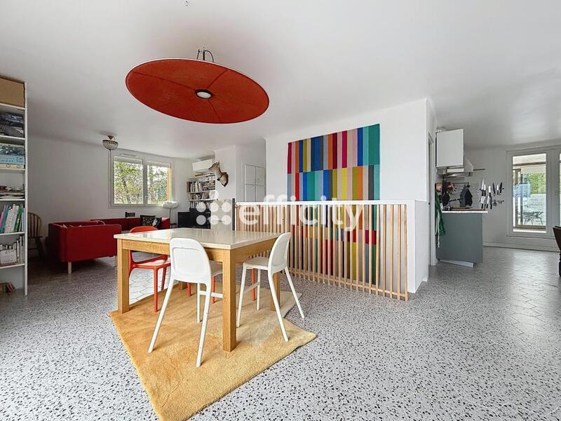 Maison - 140 m² - 6 pièces