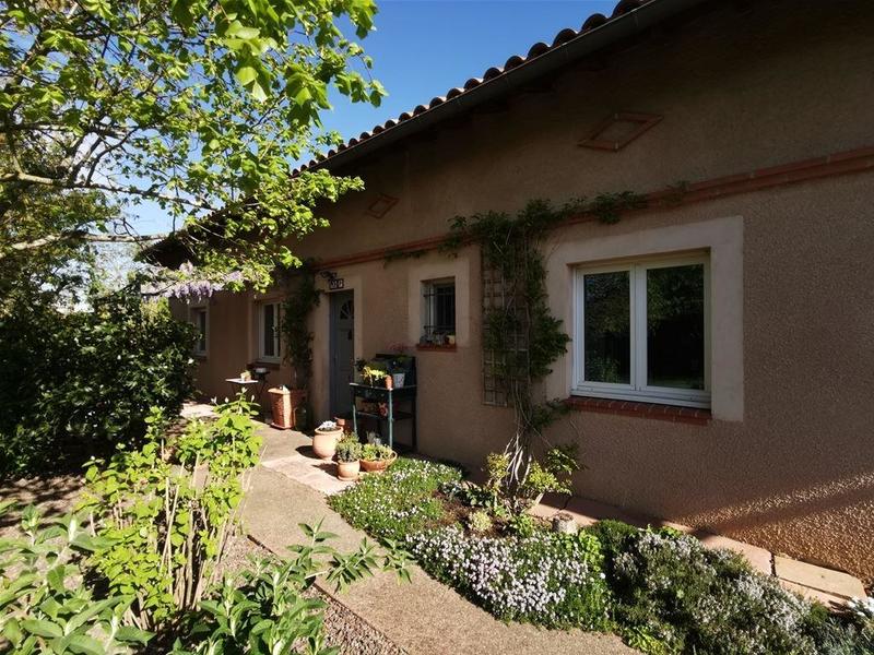 Villa - 219 m² - 10 pièces