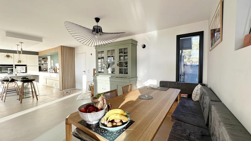 Maison d'architecte - 232 m² - 6 pièces