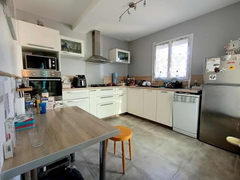 Maison - 85 m² - 5 pièces