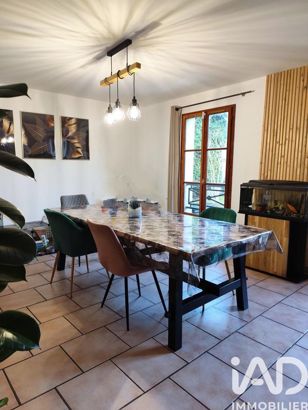 Maison - 107 m² - 6 pièces