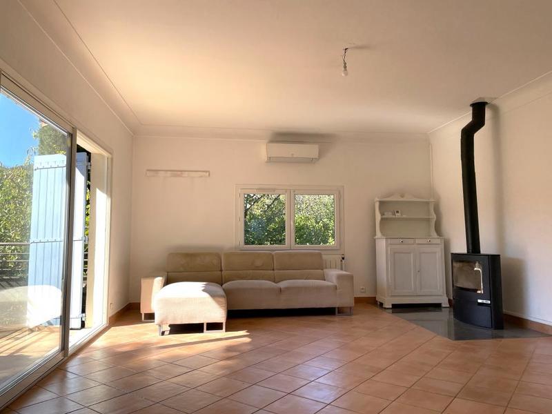 Maison - 168 m² - 8 pièces