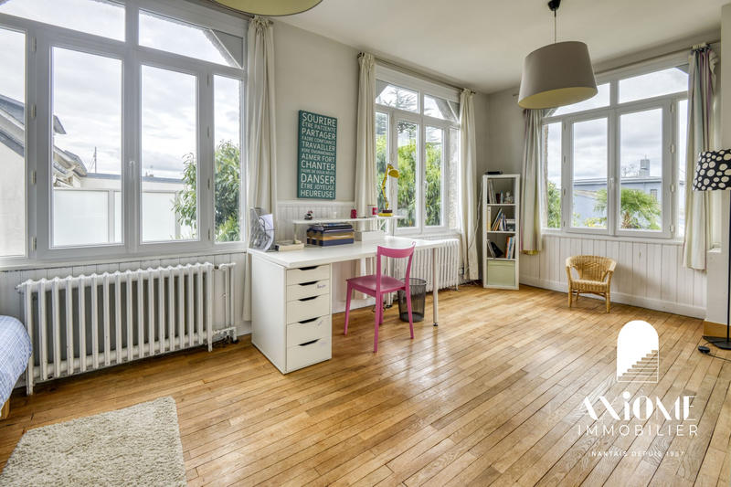 Maison ancienne - 232 m² - 7 pièces