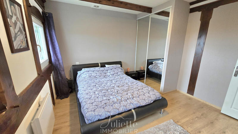 Maison - 180 m² - 5 pièces