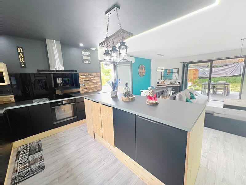 Villa - 86 m² - 4 pièces