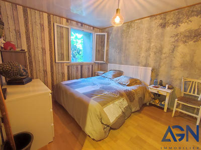 Appartement - 84 m² - 4 pièces