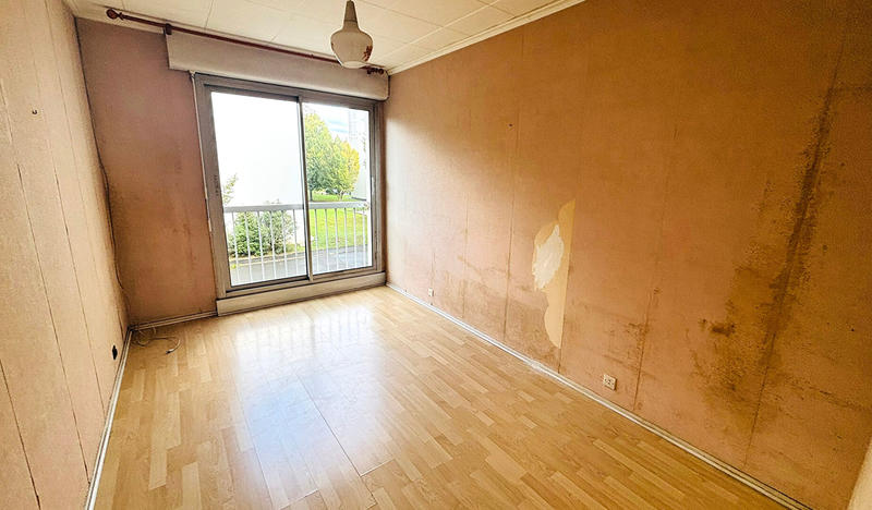 Appartement - 90 m² - 4 pièces