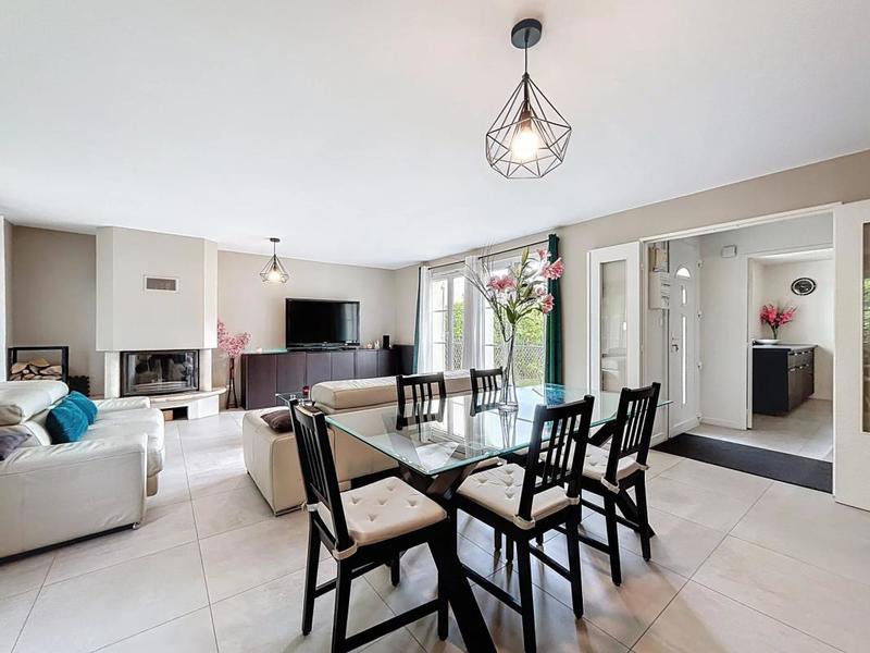 Maison - 118 m² - 5 pièces