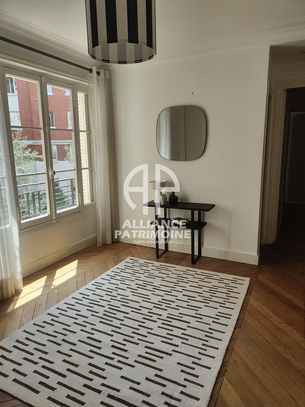 Appartement - 176 m² - 5 pièces