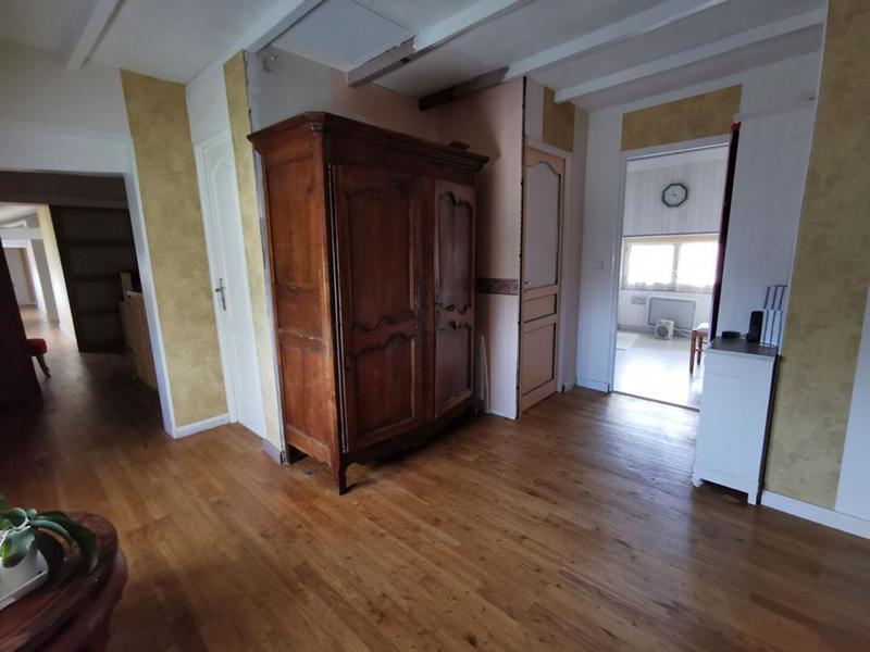 Maison - 313 m² - 10 pièces