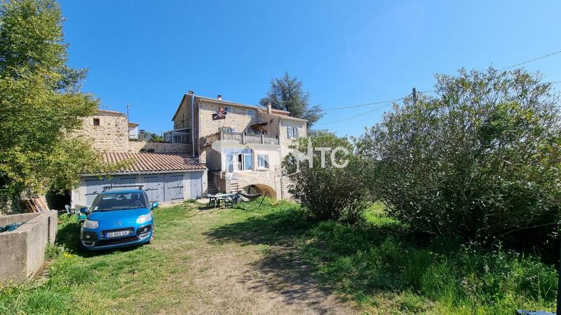 Maison - 150 m² - 9 pièces