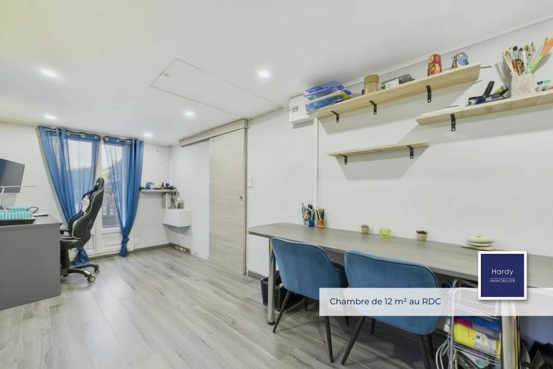 Maison - 97 m² - 6 pièces