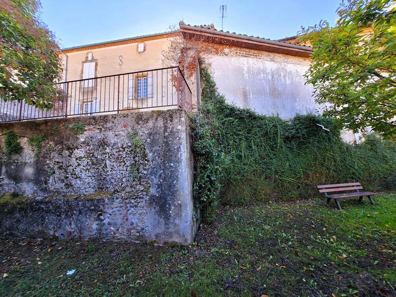 Maison de village - 234 m² - 4 pièces