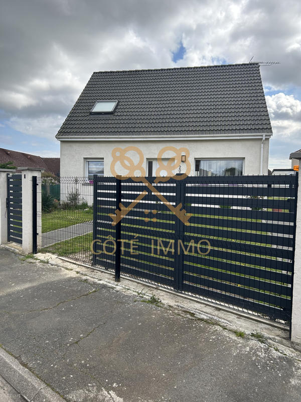 Maison - 102 m² - 5 pièces