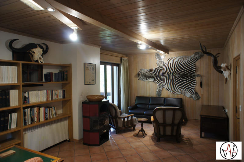 Maison ancienne - 292 m² - 7 pièces