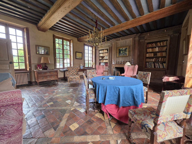 Propriété - 222 m² - 6 pièces