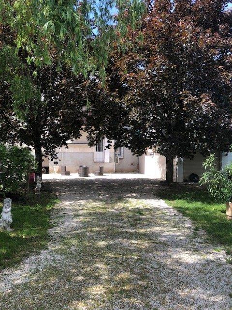 Immeuble - 562 m² - 23 pièces