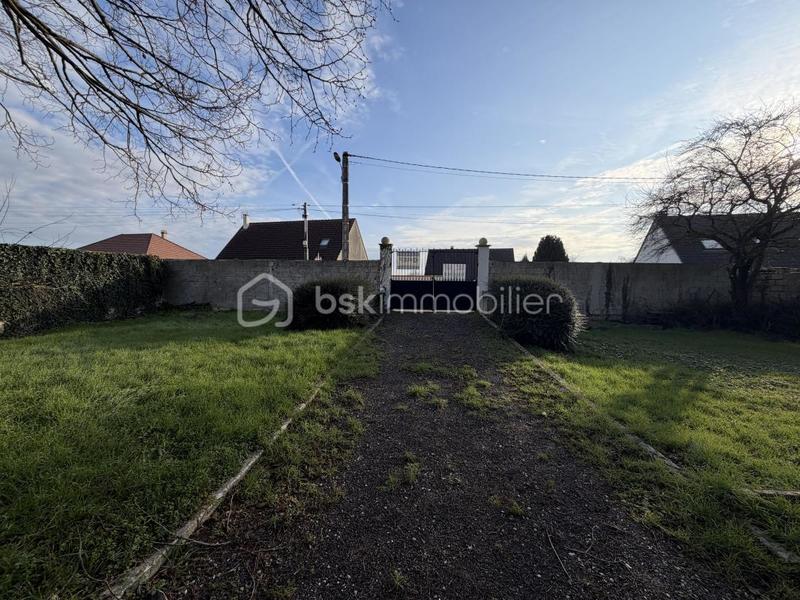 Maison - 205 m² - 7 pièces