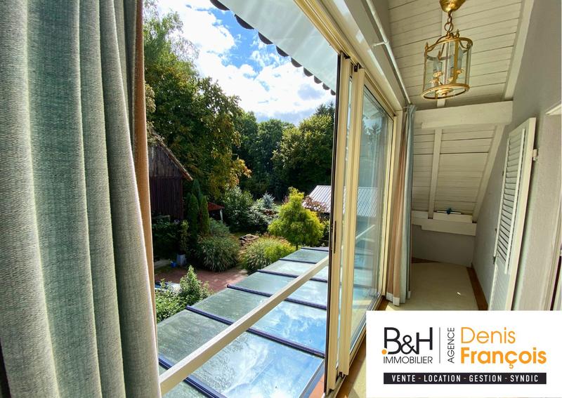 Maison - 217 m² - 7 pièces