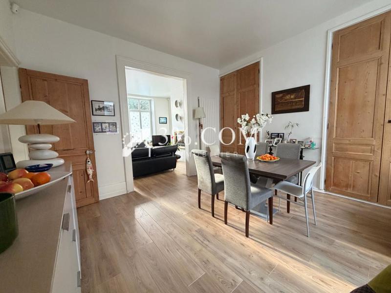 Maison - 160 m² - 6 pièces