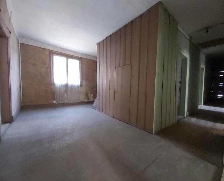 Maison ancienne - 360 m² - 14 pièces