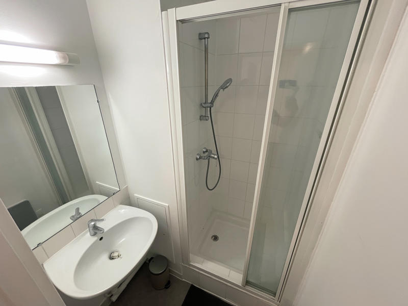 Chambre - 23 m² - 4 pièces