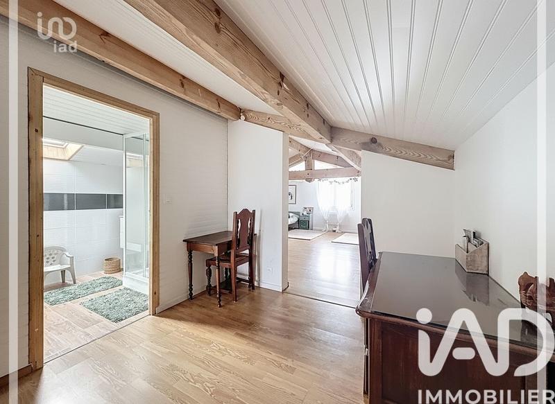 Maison - 177 m² - 8 pièces