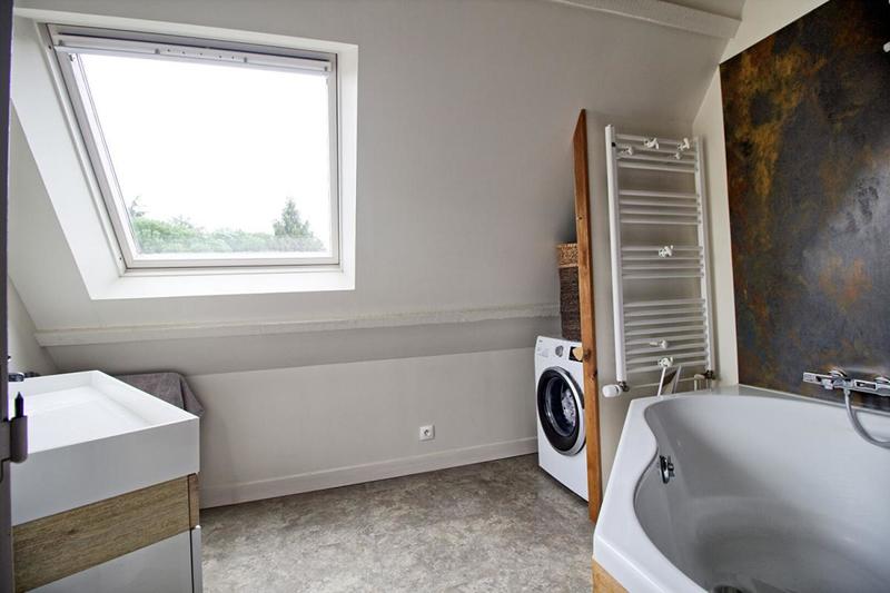 Maison - 229 m² - 11 pièces