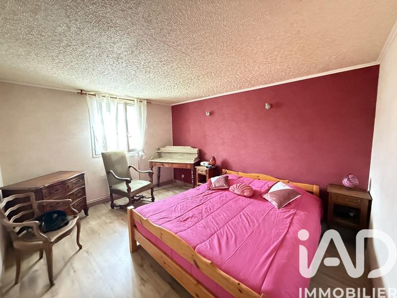 Maison - 94 m² - 5 pièces