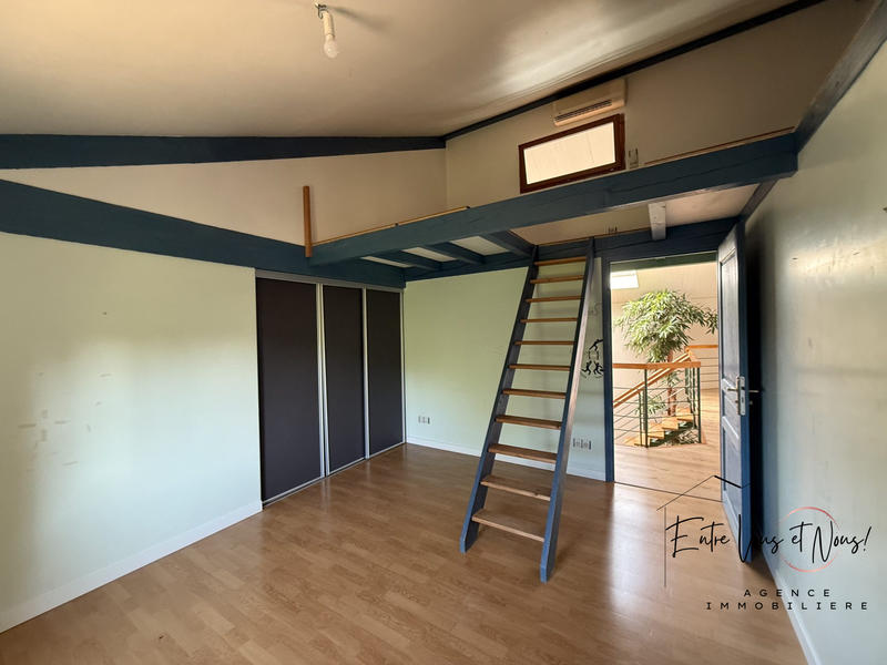 Maison ancienne - 432 m² - 10 pièces