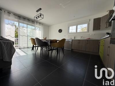 Maison - 96 m² - 4 pièces