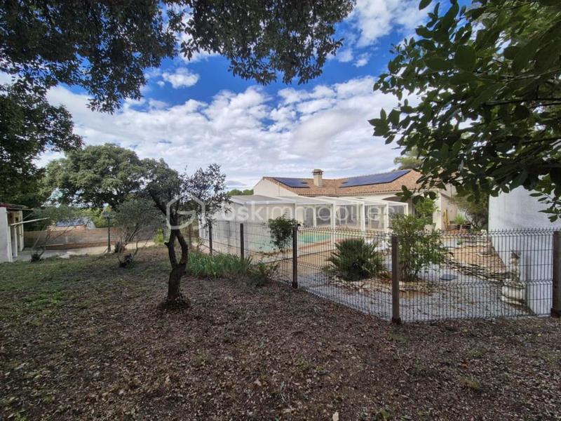 Maison traditionnelle - 190 m² - 9 pièces