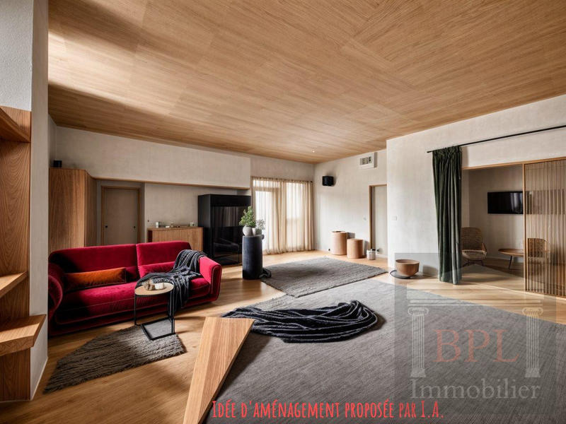 Maison - 213 m² - 4 pièces