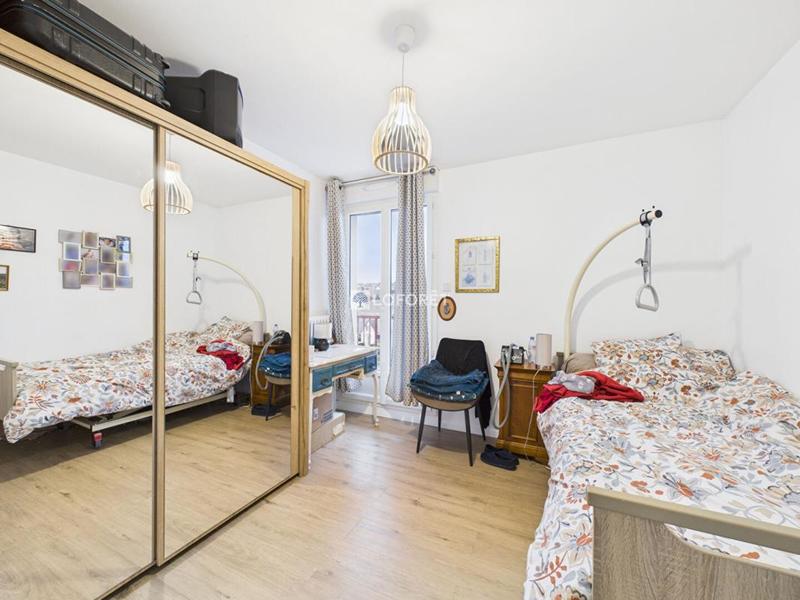 Appartement - 81 m² - 3 pièces