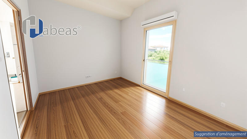 Appartement - 94 m² - 4 pièces