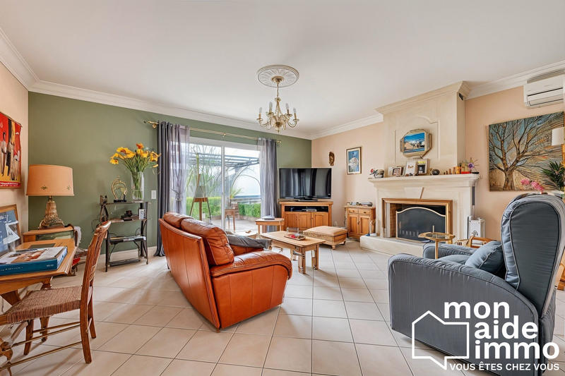 Maison - 180 m² - 6 pièces