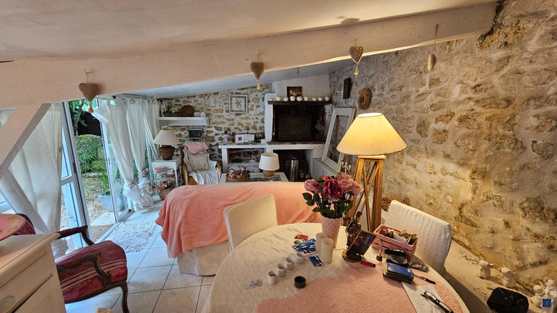 Maison - 198 m² - 7 pièces