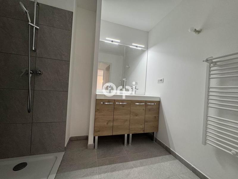 Loft - 118 m² - 3 pièces