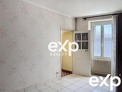 Maison - 85 m² - 5 pièces