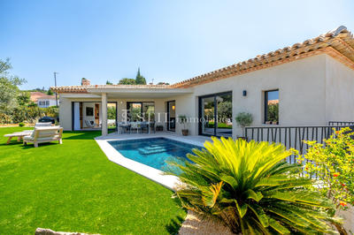 Villa - 167 m² - 4 pièces