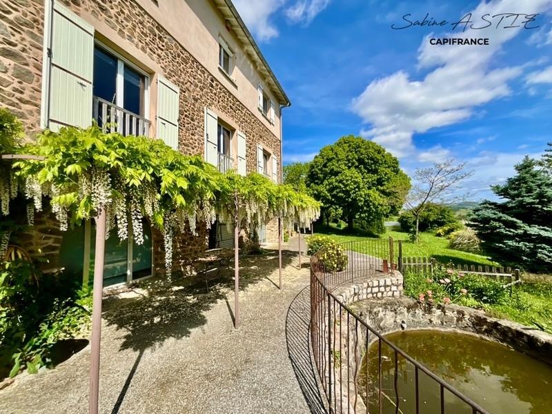 Maison - 185 m² - 6 pièces