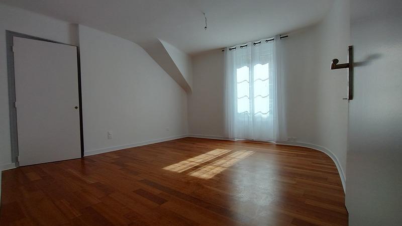 Appartement - 91 m² - 4 pièces