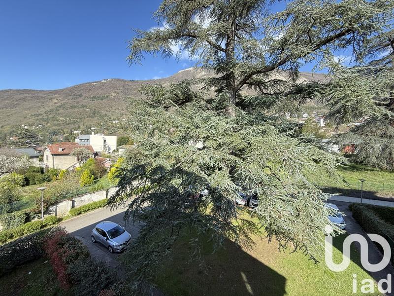 Appartement - 94 m² - 4 pièces