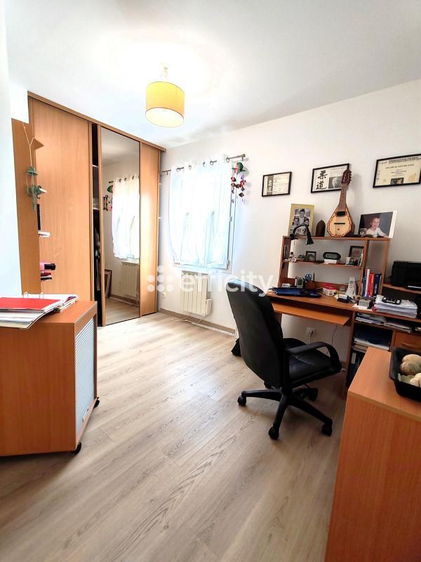 Maison - 190 m² - 6 pièces