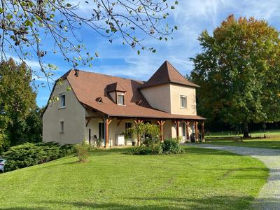 Maison - 153 m² - 6 pièces